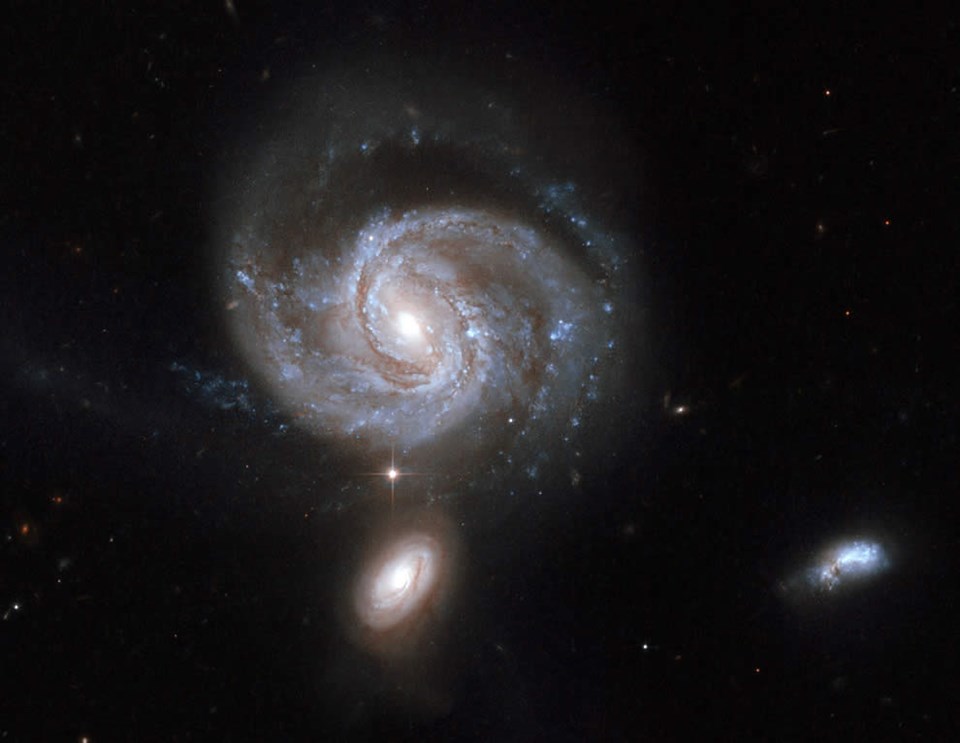 Hubble'dan masal gibi goruntuler
