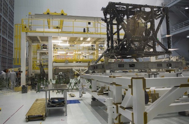 ,UxsViZb4e0Cdz0VTFxfNSQ.jpg?w=960&mode=m...3093753118