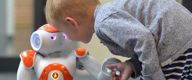 robotalmancagöçmendil221215.jpg