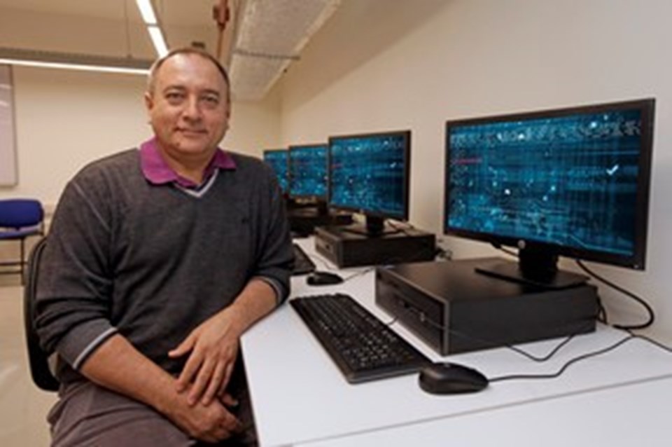 Doç. Dr. Ahmet Koltuksuz