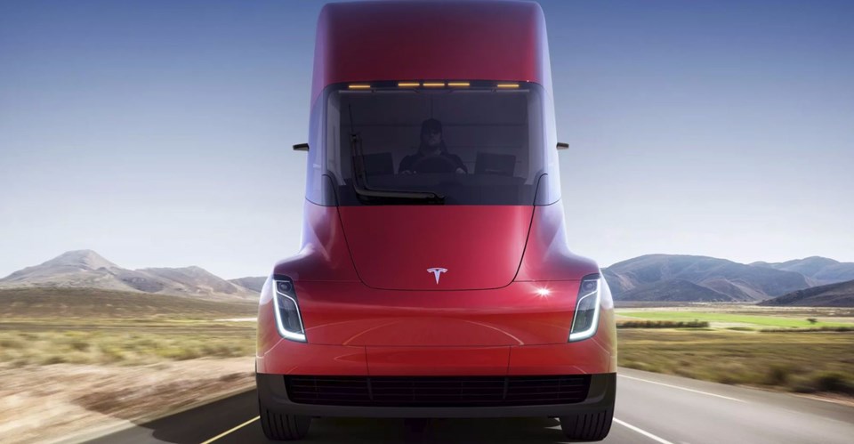 ELON MUSK'IN TESLA'SINA 2 MİLYAR DOLARLIK DAVA