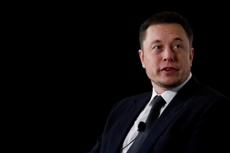 ELON MUSK KİMDİR?