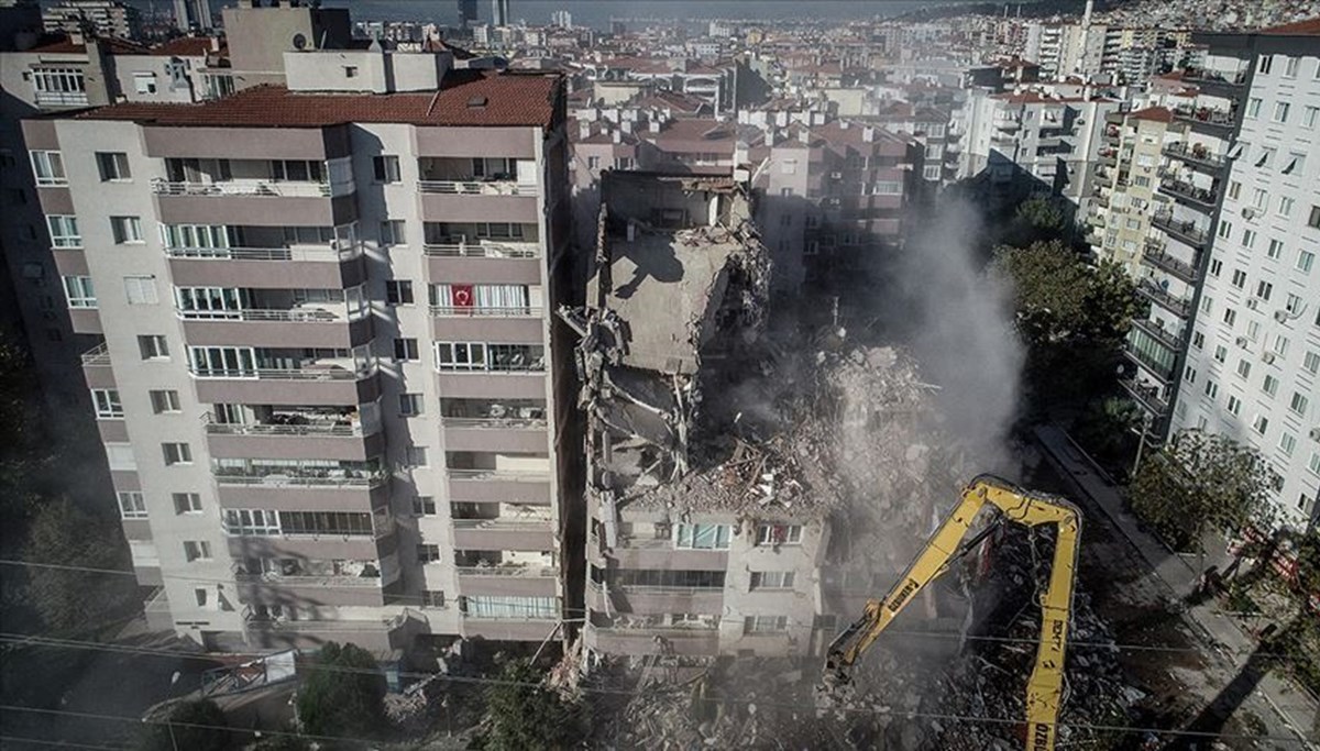 İzmir depreminde sigortalılara 1,2 milyon TL ödendi (Hasar ihbarı 6 bin 500'e ulaştı)