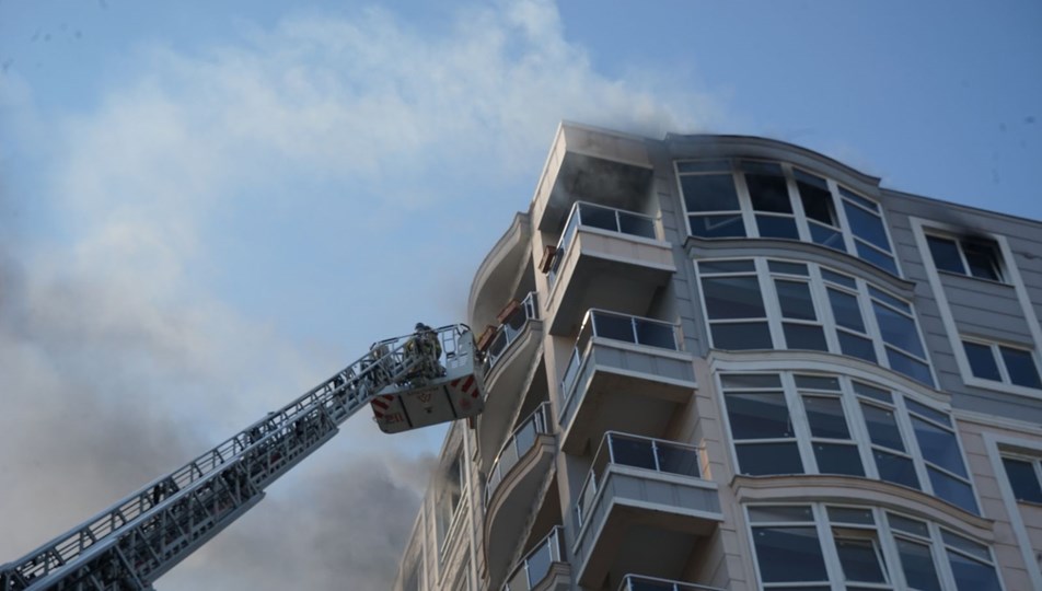 Balıkesir'de ayrıldığı sevgilisinin evini yaktığı iddiası