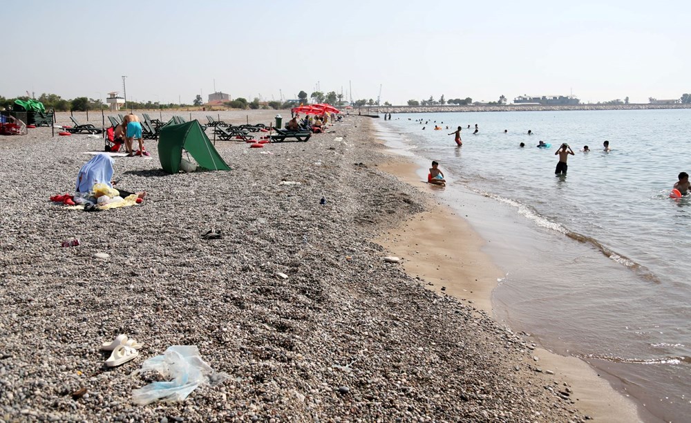 Türkiye'nin dünyaca ünlü sahilinde üzen görüntüler! "Yüzerken köpük gibi ve şeffaf plastikler üzerimize geliyor" - 7