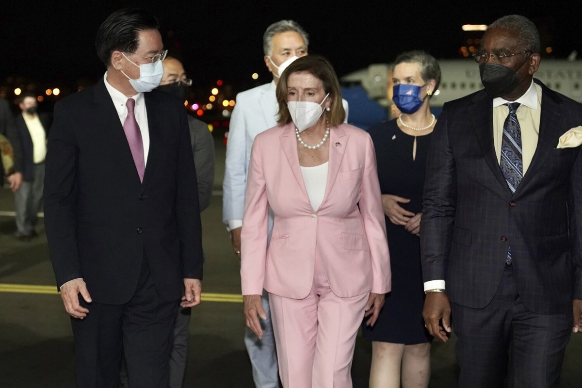 Pelosi, 25 yıl aradan sonra Tayvan