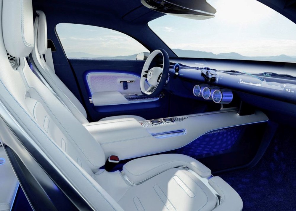 Mercedes-Benz yeni elektrikli modelini tanıttı: Tek şarjla 1000 kilometre menzil - 8