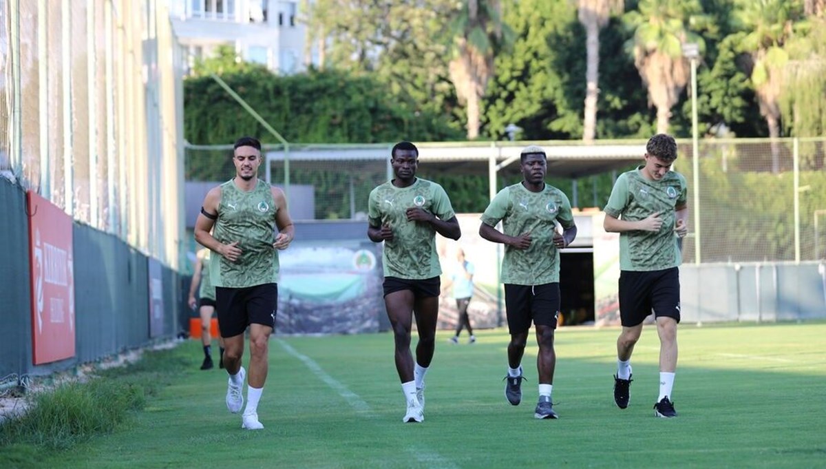 Alanyaspor'da Fenerbahçe maçı hazırlıkları