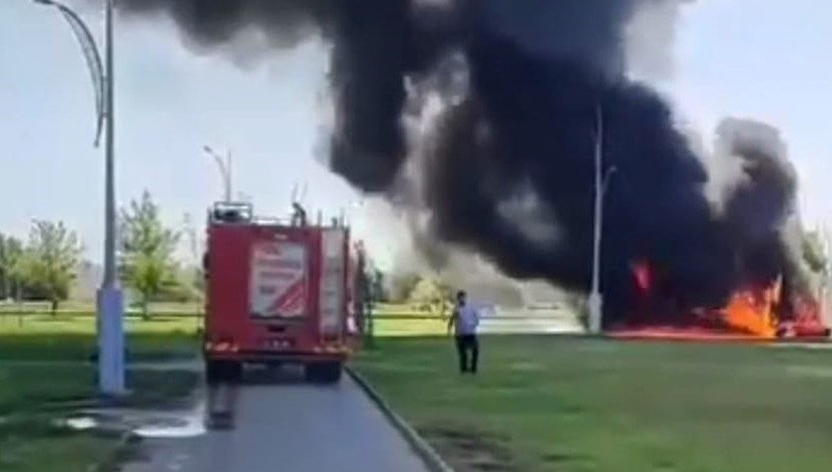 Diyarbakır'da çocuk parkında yangın Diyarbakır'da çocuk parkında yangın