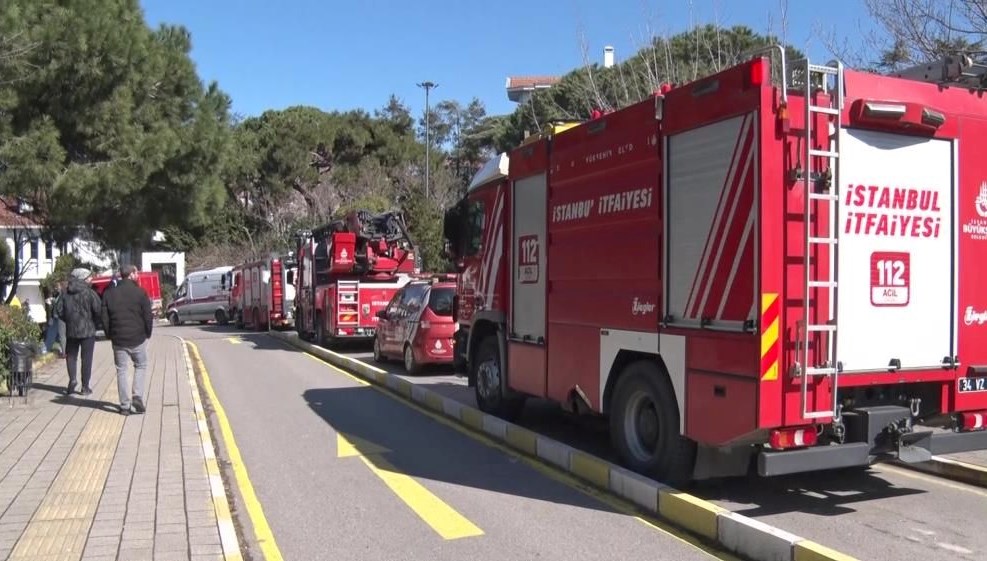 Üsküdar Devlet Hastanesi'nde korkutan yangın