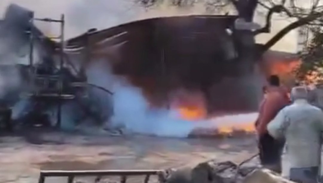 Adana'da çiftlik yangını