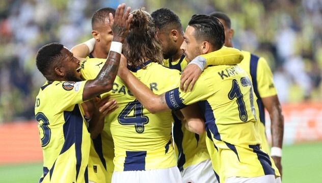 Fenerbahçe'nin Samsun kamp kadrosu belli oldu: İki eksik!