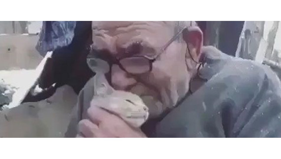 ABD'li komedyen Ali Dede'nin videosunu paylaştı