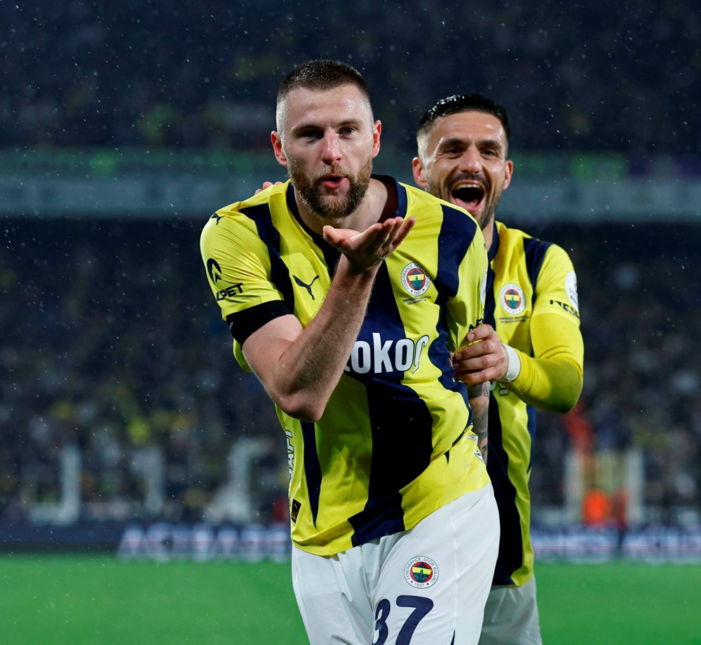 Fenerbahçe taraftarının beklediği haberi verdi: "Sezon bitince oturacağız" - 2