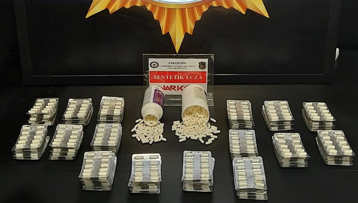 Eskişehir'de uyuşturucu operasyonu: 3 tutuklama Eskişehir'de uyuşturucu operasyonu: 3 tutuklama