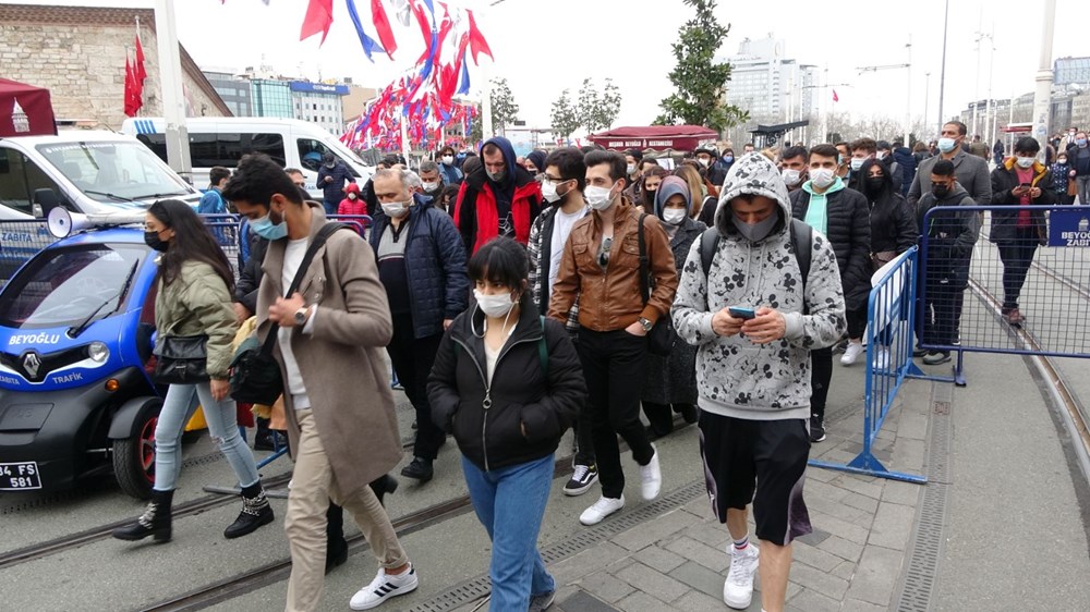 Crown Measure in Beyoğlu: Police closed Istiklal Avenue - 7