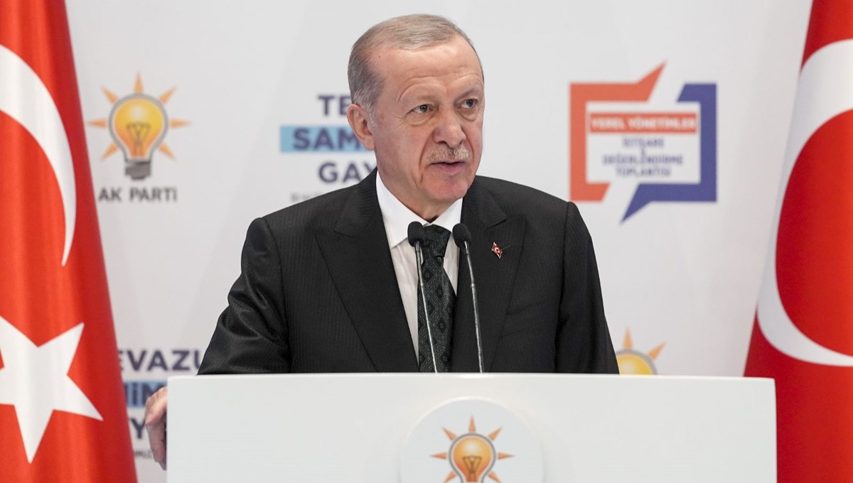 Cumhurbaşkanı Erdoğan'dan Kayseri'deki olaylı gece açıklaması: Vandallıkla sokakları ateşe vermek kabul edilemez Cumhurbaşkanı Erdoğan'dan Kayseri'deki olaylı gece açıklaması: Vandallıkla sokakları ateşe vermek kabul edilemez