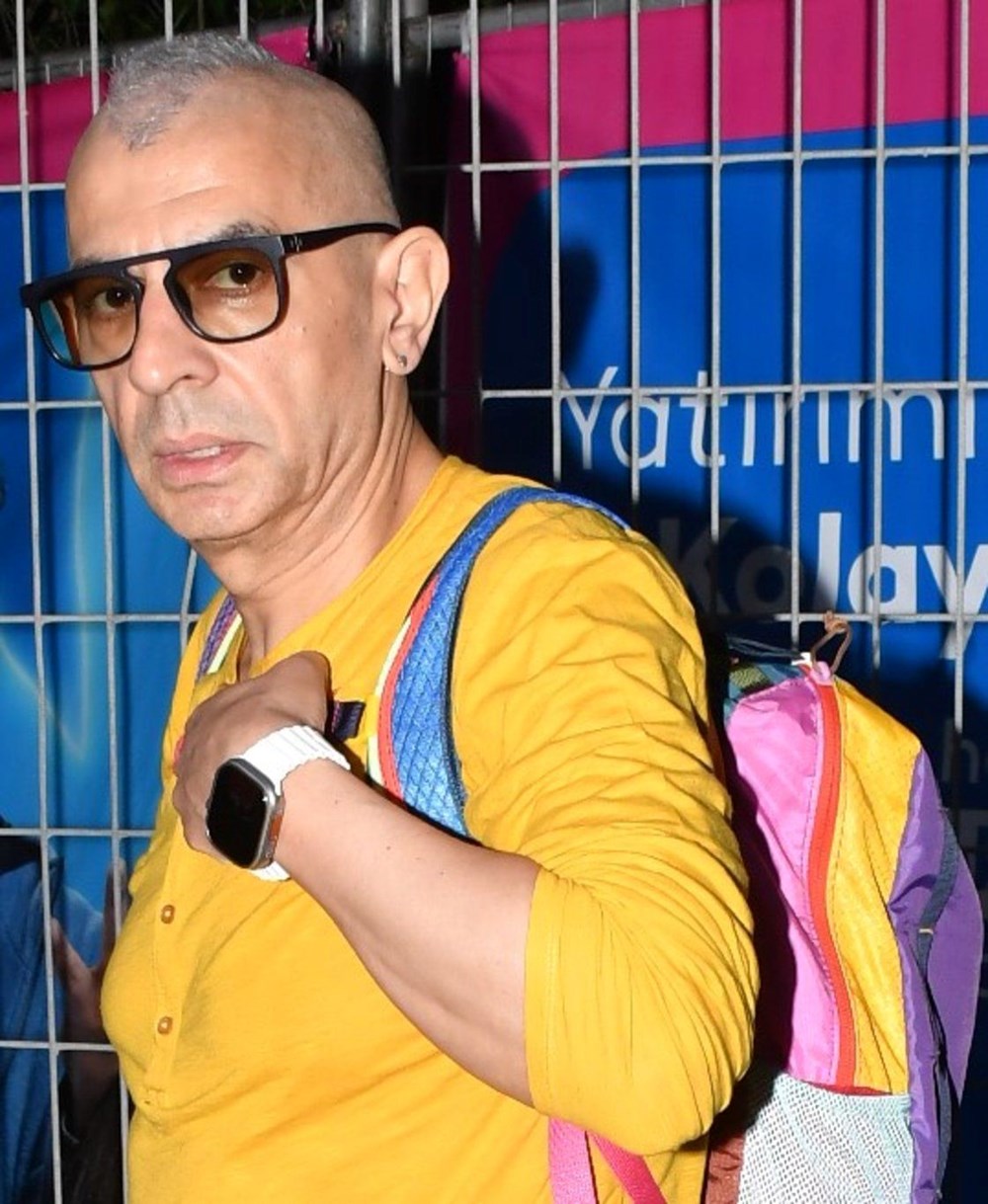 Okan Bayülgen'in punk tarzı - 5