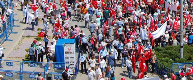 1 Mayıs arbedesi can aldı