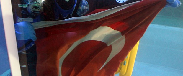 10 gün 10 gece su altında yaşayacak