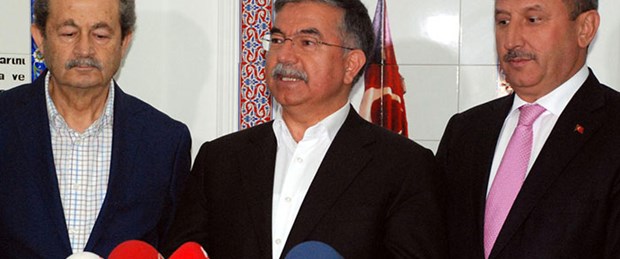 '100 doktor askerlikten vazgeçti'