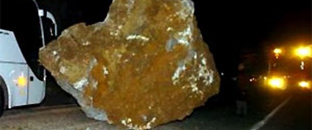 12 tonluk kaya koptu geldi