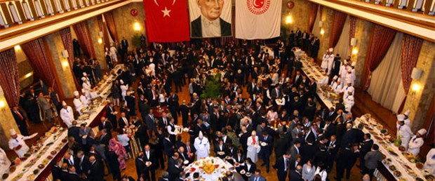 23 Nisan Resepsiyonu'na seçim gölgesi