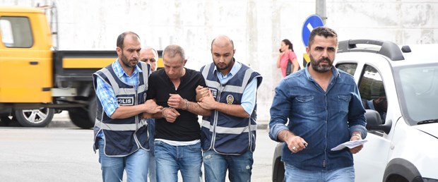 23-yillik-polis-otomobil-gasp-etti-kuyumcu-soymaya-kalkisti_6512_dhaphoto9.jpg