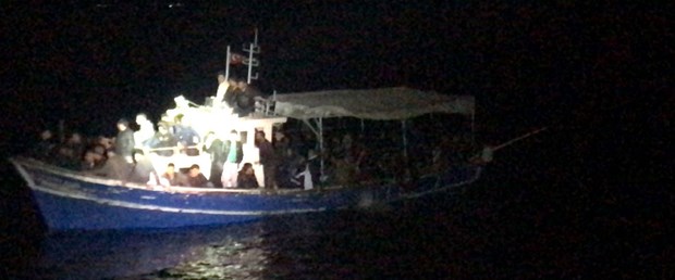 5-ulke-tarafindan-aranan-supheli-ile-ekibi-mersinde-yakalandi-_9572_dhaphoto1.jpg