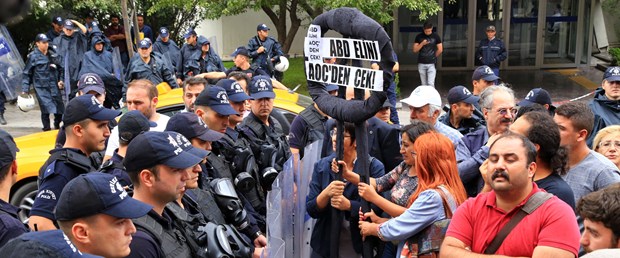 abd büyükelçiliği önünde eylem.jpg