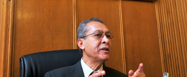 Açlık grevi Üskül'ü harekete geçirdi