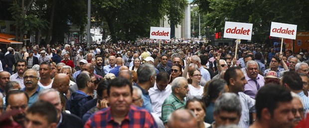 adalet yürüyüşü.jpg