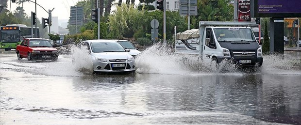 adana yağış.jpg