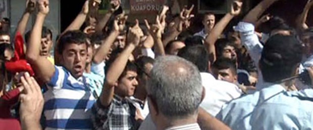 Adıyaman'da BDP binasına saldırı