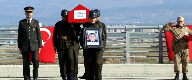 ağrı şehit tören.jpg