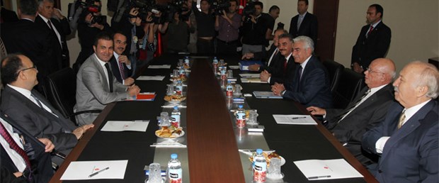 AK Parti ile BDP'yi anayasa buluşturacak