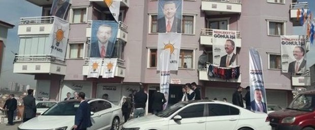 ankara-da-ak-parti-secim-irtibat-burosuna-saldiri-1552141827.jpg