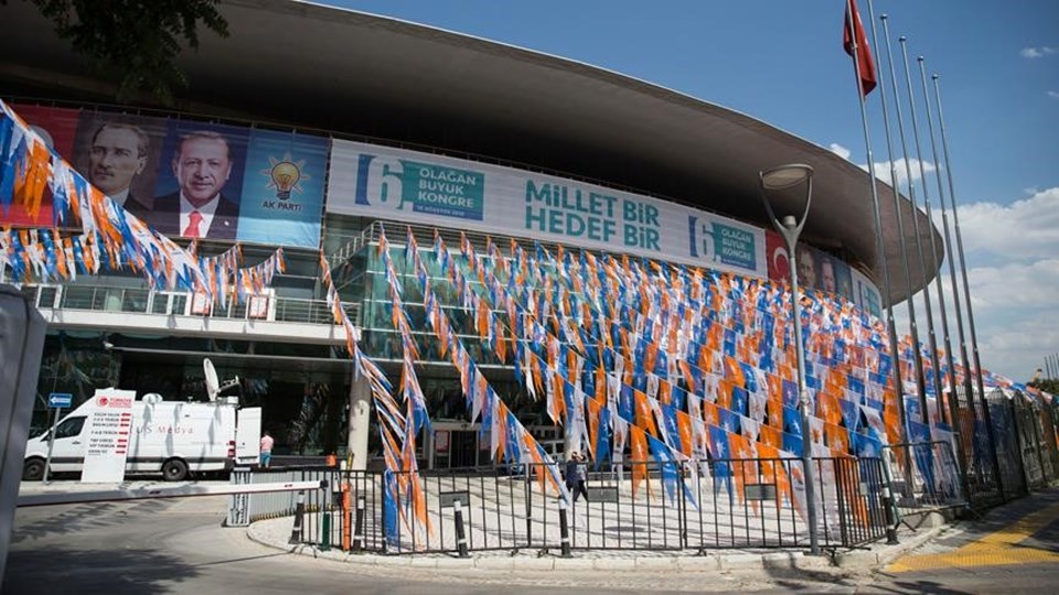 Ak Parti'de kongre günü Ak Parti'de kongre günü