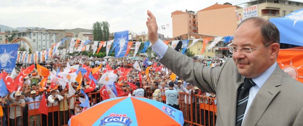 Akdağ: Baydemir içeri atılmak istiyor