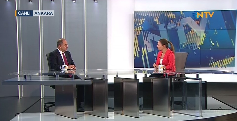 Başbakan Yardımcısı Recep Akdağ, Funda Görey'in sorularını yanıtladı