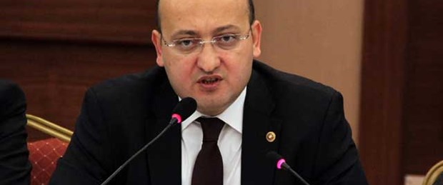 Akdoğan: Hükümet vücudunu siper etti