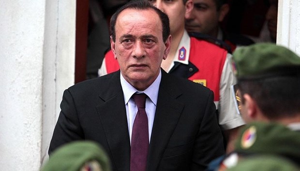 alaattinçakıcı.jpg
