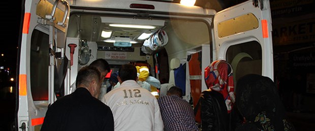 Ambulans tankerle çarpıştı