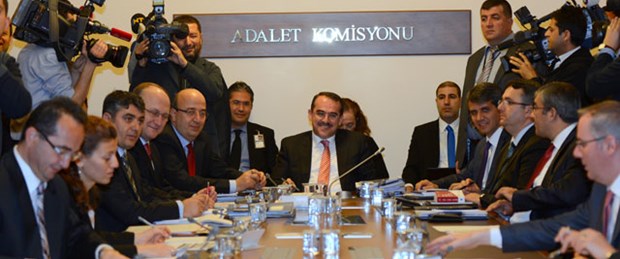 'Anadilde savunma' Komisyon'dan geçti
