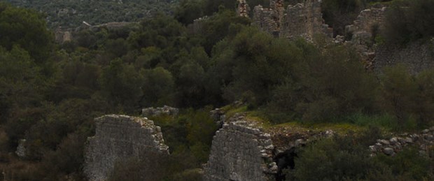Andriake: Kent, mahalle ve liman
