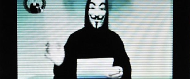 Anonymous bu sefer Wikileaks ile vurdu