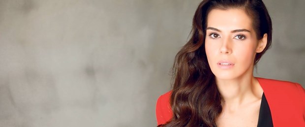 hatice şendil.jpg