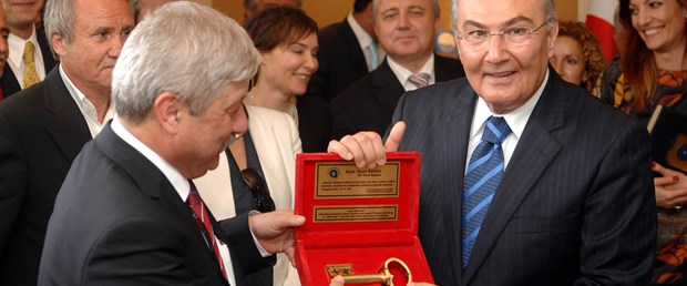 Antalya’nın anahtarı artık CHP’de