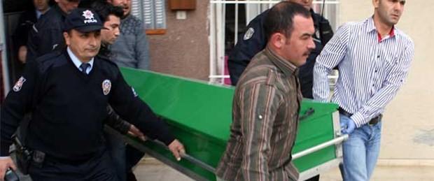 Apartmanda aidat kavgası: 3 ölü