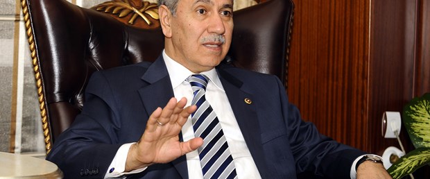 Arınç: CHP'ye geçerek ihanet etti
